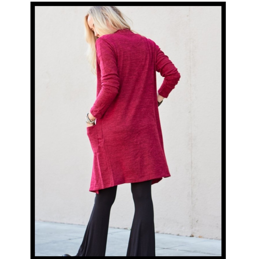 Long Duster Cozy Cardigan with Pockets in Red - Picture 6 of 10